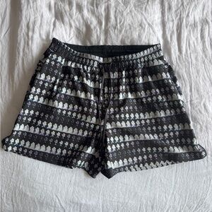 Lululemon Pool Short 5”
